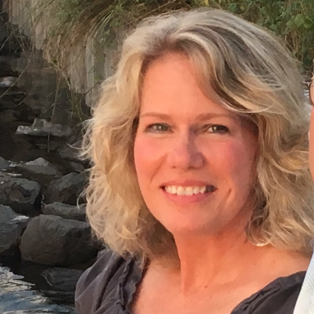 Meet your Posher, Eileen